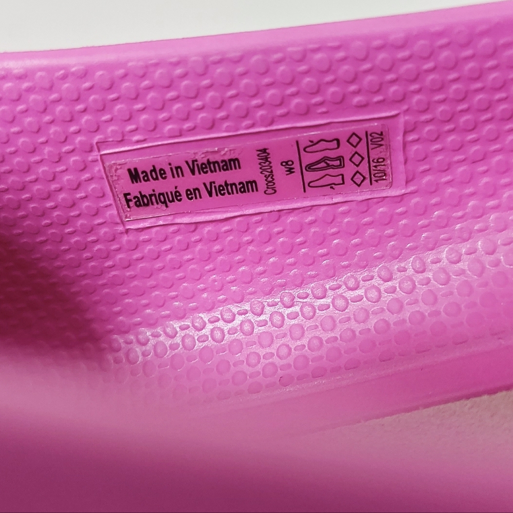 Crocs Women Lina Barbiecore Ballet Flats Size 8 Pink Chic Lightweight Slip-on - Picture 10 of 11